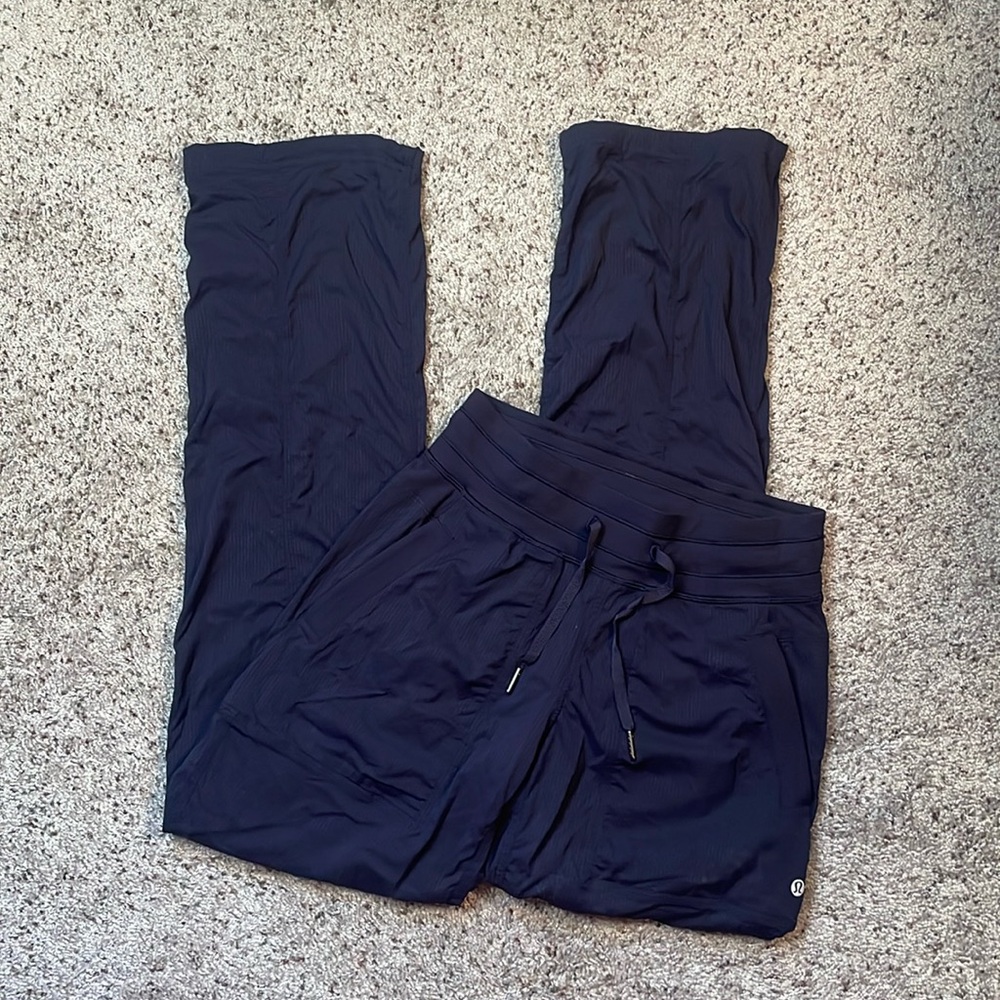 Lululemon Dance Studio Mid Rise Navy Blue Active Pant Size 4